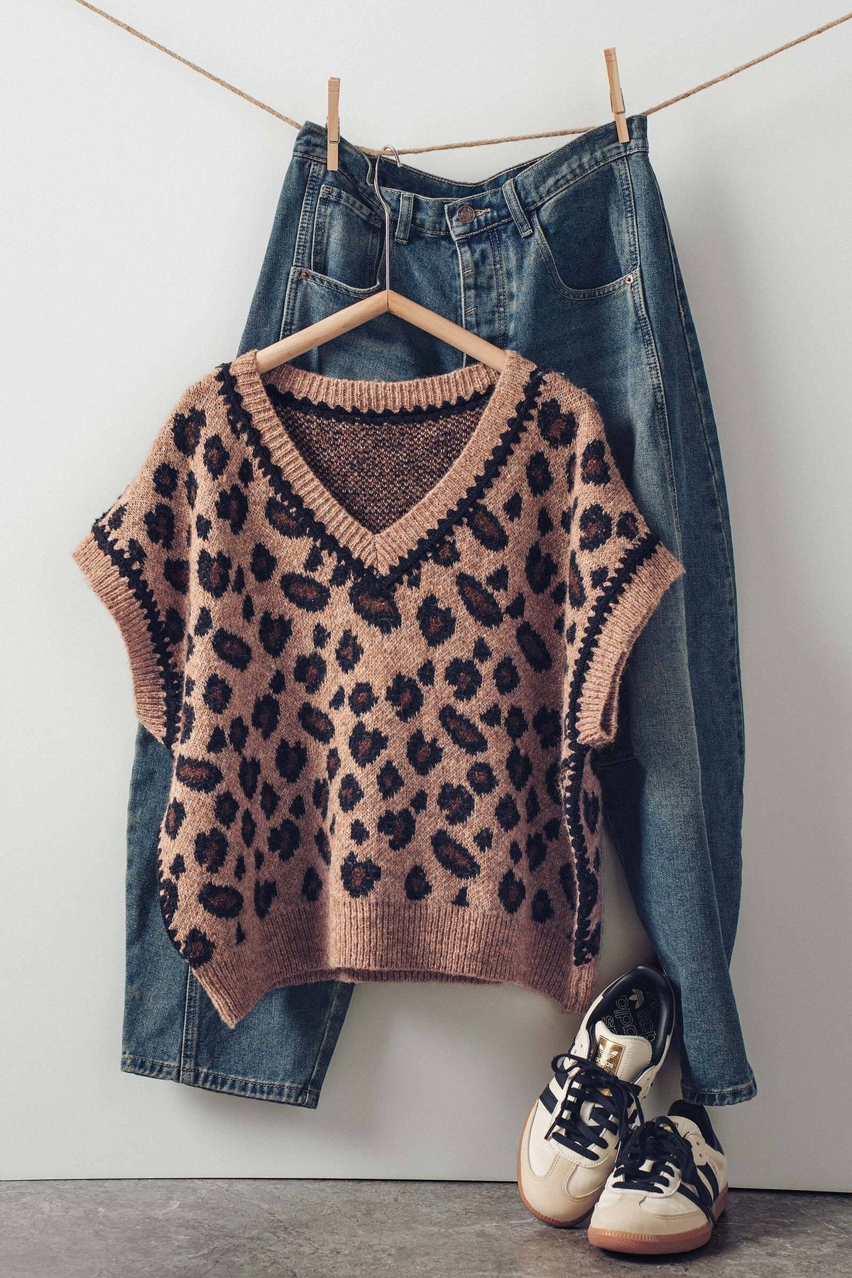 Leopard Knit Vest