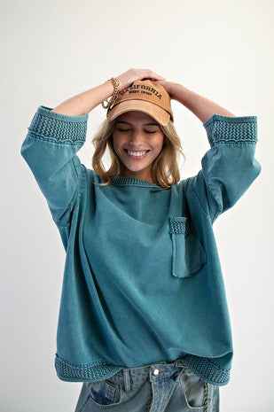 Mineral Washed Boxy Pullover