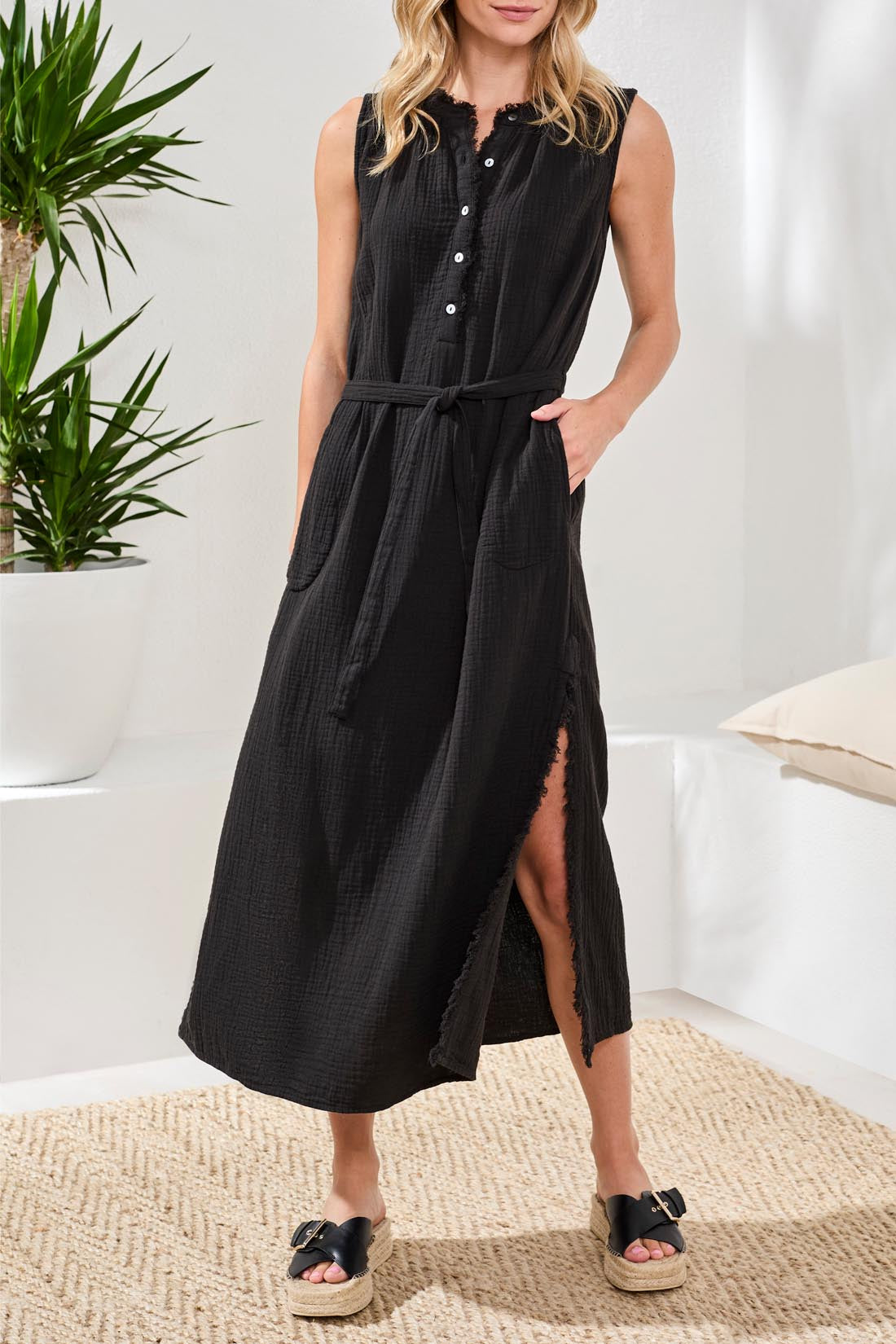 TRIBAL MAXI DRESS W/SASH