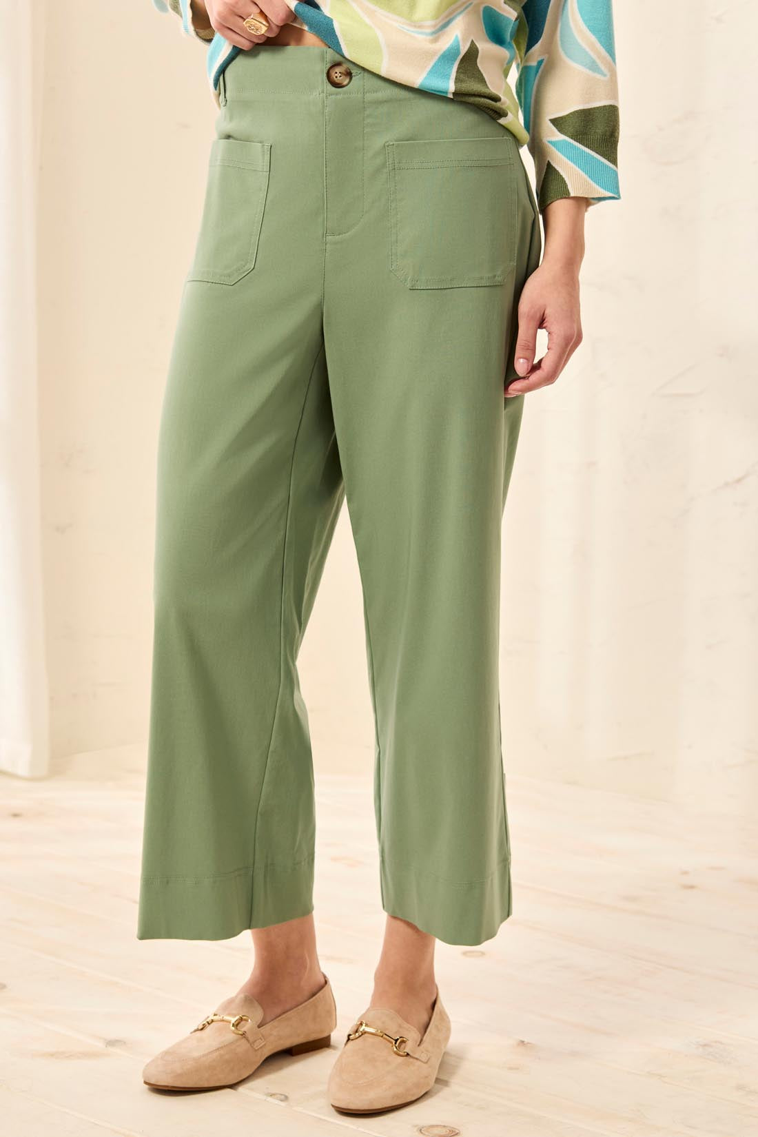 Tribal Fly Front HIgh Rise Capri